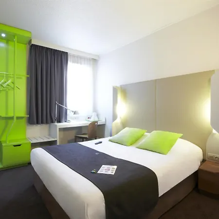 호텔 Campanile Prime Centre Gare Part-dieu 3*