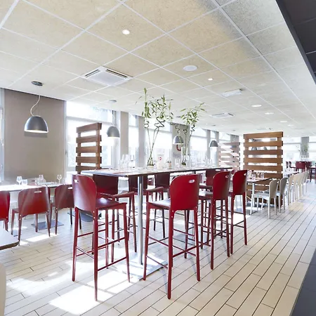 Campanile Prime Centre Gare Part-dieu Отель 3*