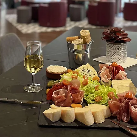 Campanile Prime Centre Gare Part-dieu 3*